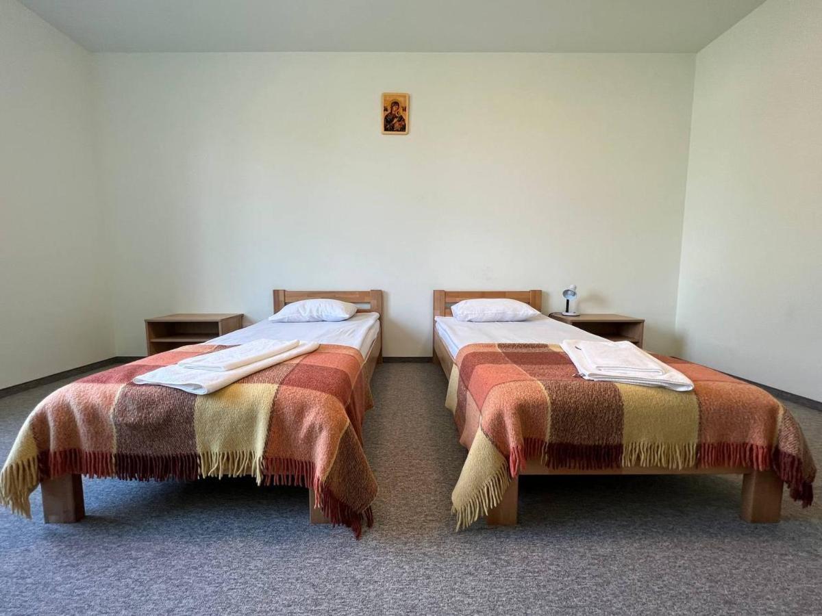 Ucu Inn - Кімнати Для Гостей Lviv Buitenkant foto